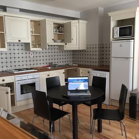 Dominick Street Apartments Голуей Екстериор снимка