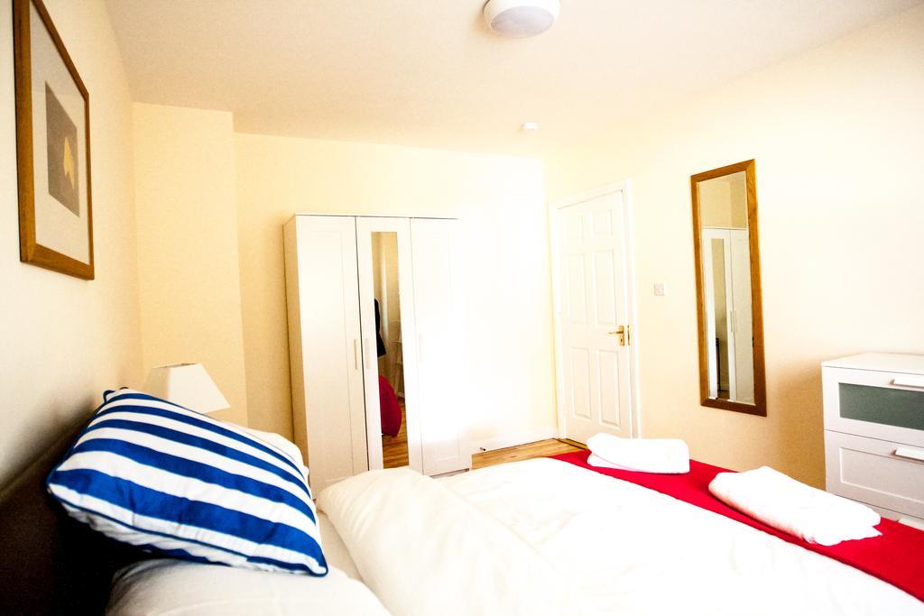 Dominick Street Apartments Голуей Екстериор снимка