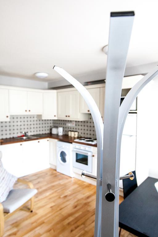 Dominick Street Apartments Голуей Екстериор снимка