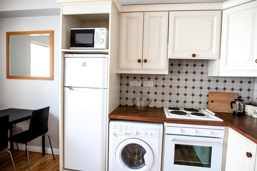 Dominick Street Apartments Голуей Екстериор снимка