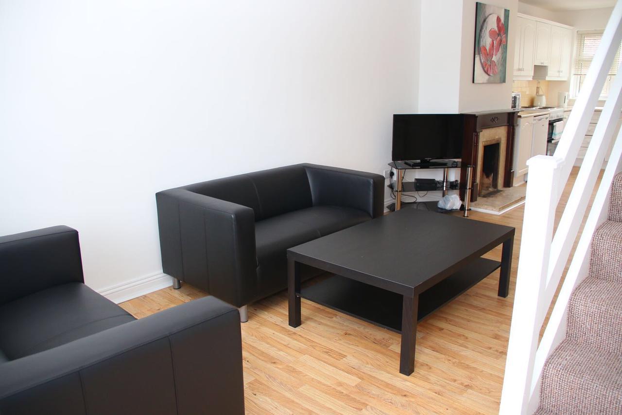 Dominick Street Apartments Голуей Екстериор снимка